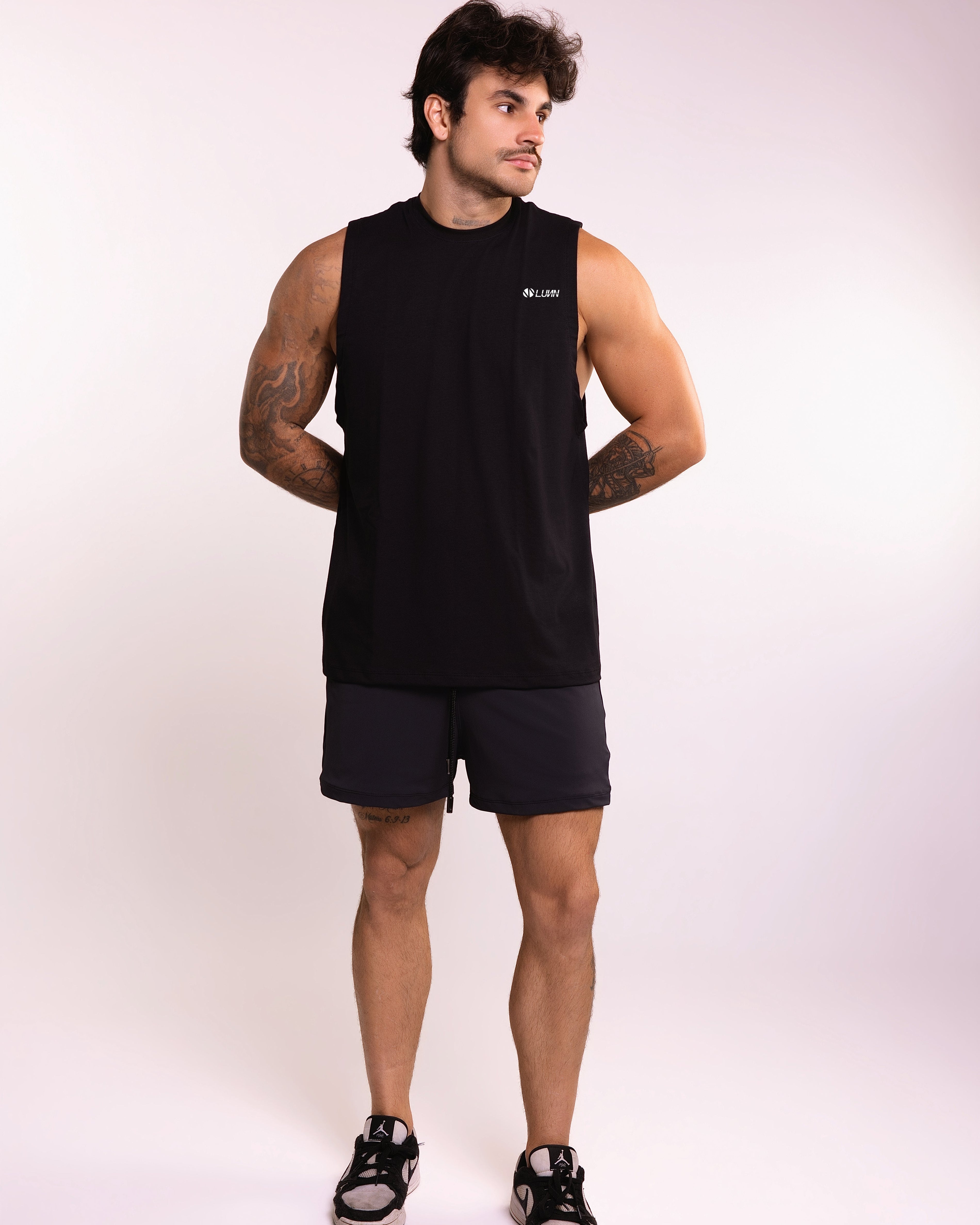 Camiseta Regata Fechada Preto