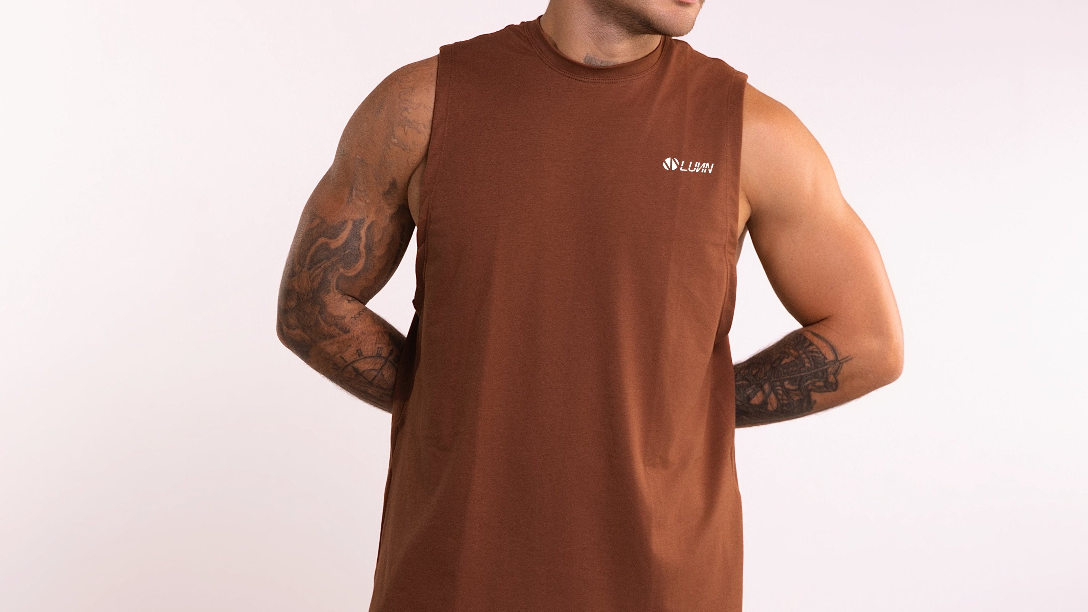 Camiseta Regata Fechada Marrom