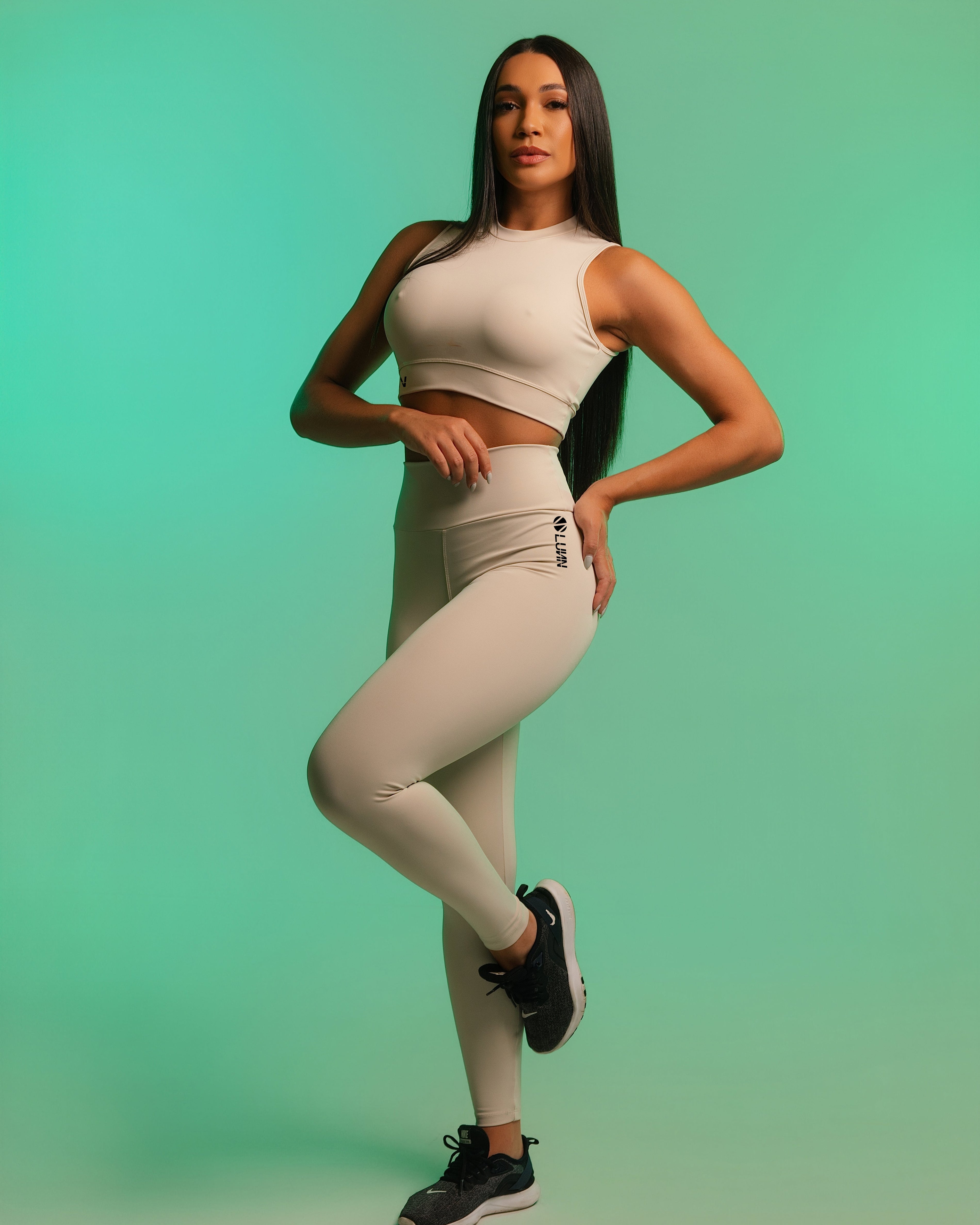 Top Nova Cinza