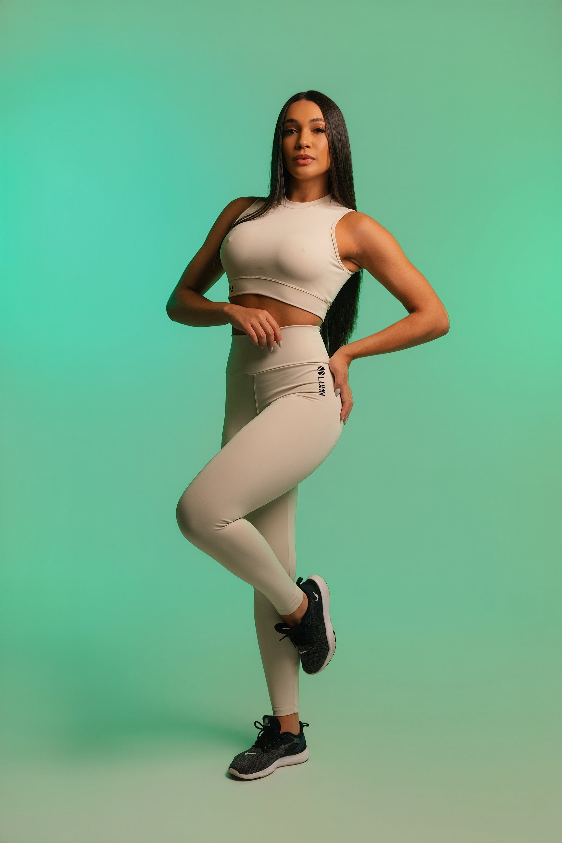Top Nova Cinza